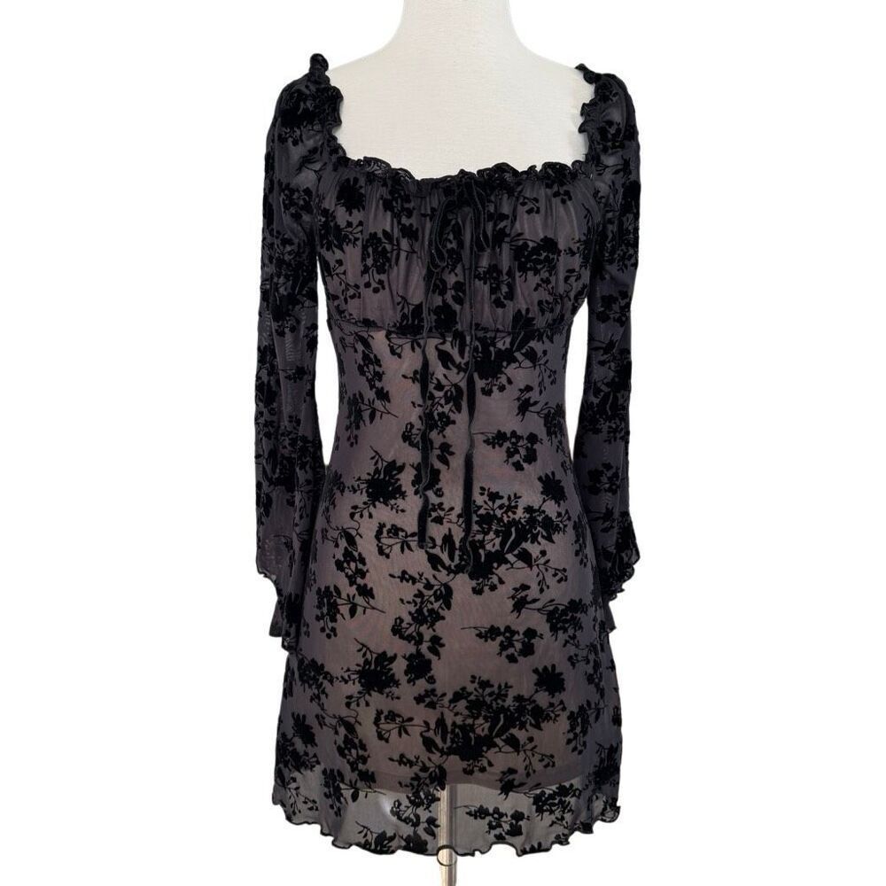 SHEIN Gothic Mod Black Floral Mini Dress Long Sleeve Size Small Excellent Cond